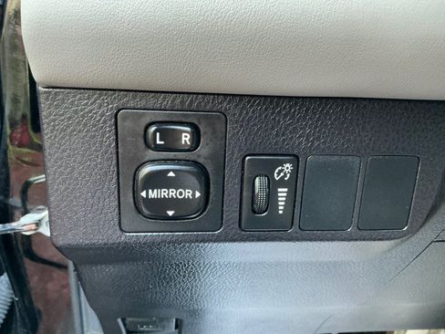 Used 2016 Toyota RAV4 XLE AWD/4WD image 40