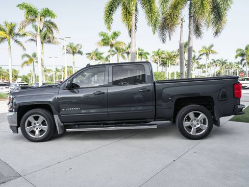 Used 2017 Chevrolet Silverado 1500 LT w/ All Star Edition RWD image 7