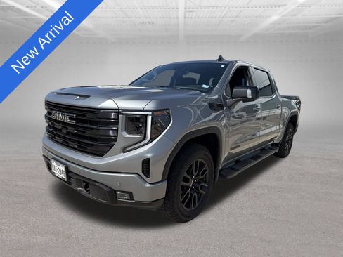 Used 2026 GMC Sierra 1500 Elevation w/ Elevation Premium Package AWD/4WD image 1