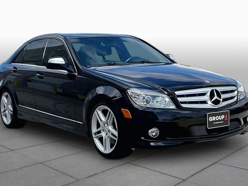 Used 2009 Mercedes-Benz C 350 Sport image 2