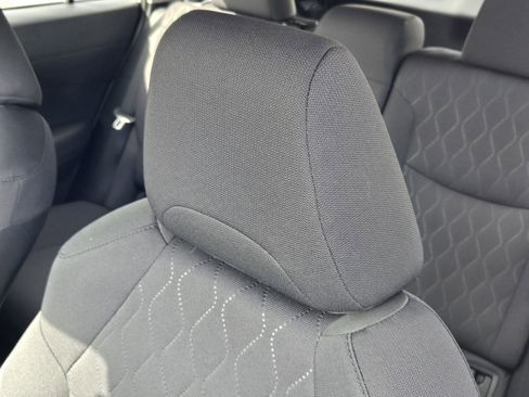 Used 2026 Toyota Corolla Cross LE image 21