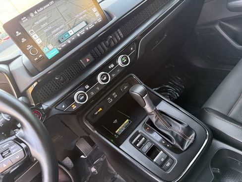 Used 2025 Honda CR-V Sport Touring image 17