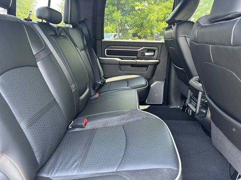 New 2026 RAM 2500 Laramie AWD/4WD image 15