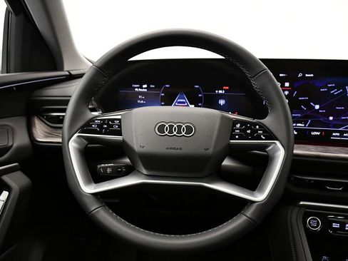 Certified 2025 Audi Q5 Premium Plus w/ Premium Plus image 21