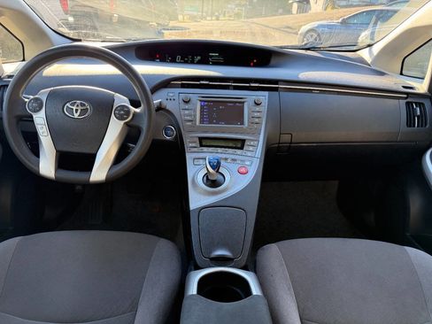 Used 2013 Toyota Prius Two image 15