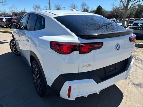 Used 2026 BMW X2 xDrive28i AWD/4WD image 4