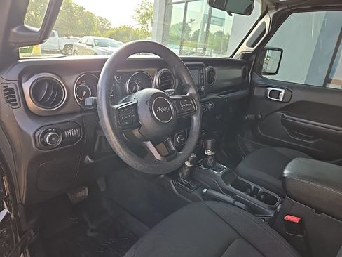Used 2021 Jeep Wrangler Unlimited Sport AWD/4WD image 33