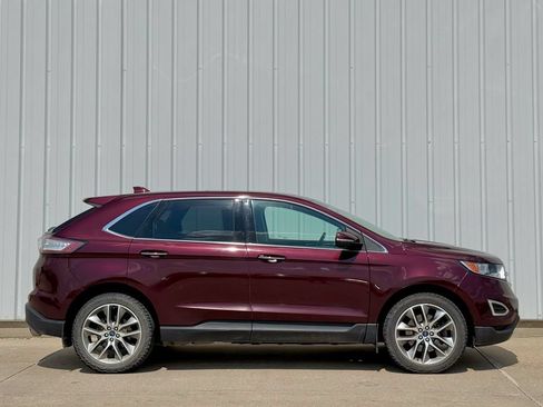 Used 2017 Ford Edge Titanium w/ Equipment Group 301A AWD/4WD image 7