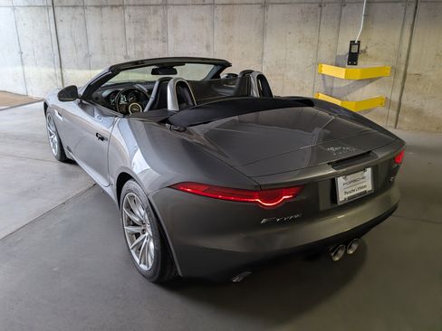 Used 2016 Jaguar F-TYPE Convertible image 3