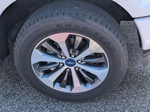 Used 2019 Ford F150 XL w/ Equipment Group 101A Mid AWD/4WD image 16