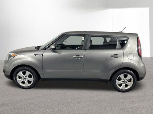 Used 2017 Kia Soul w/ Convenience Package FWD image 28