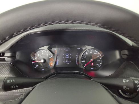 New 2026 Jeep Compass Latitude image 13