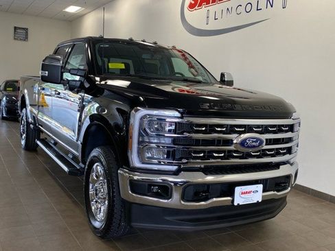 New 2026 Ford F350 Lariat w/ Chrome Package image 2