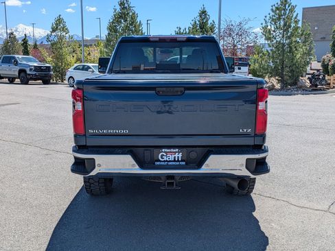 Used 2022 Chevrolet Silverado 3500 LTZ w/ LTZ Plus Package AWD/4WD image 4