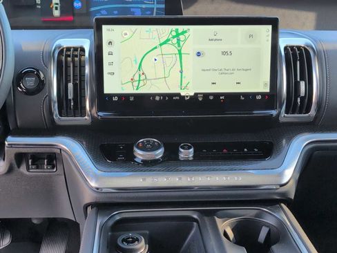 New 2025 Ford Expedition Platinum w/ Stealth Performance Package image 26