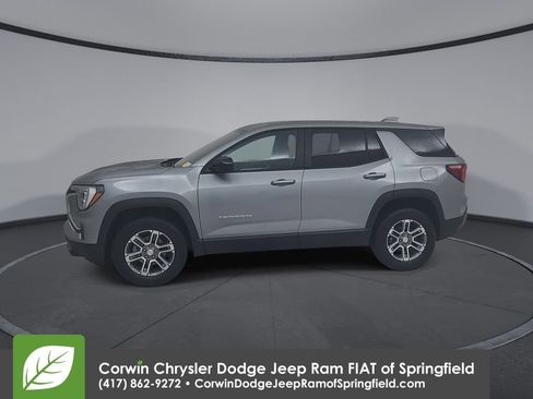 Used 2026 GMC Terrain Elevation FWD image 8