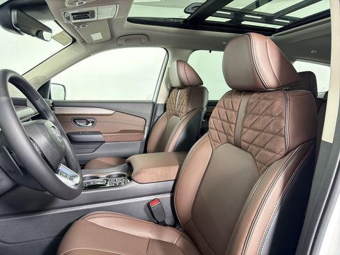 New 2026 Honda Pilot Elite image 4