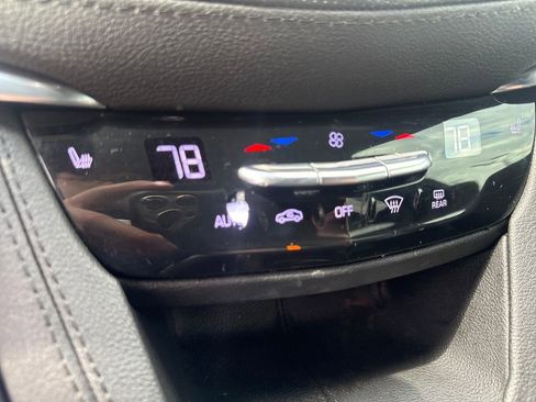 Used 2020 Cadillac XT5 Premium Luxury AWD/4WD image 28