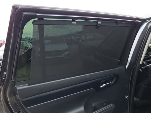 Used 2021 Toyota Highlander XLE AWD/4WD image 33