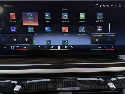 Used 2024 BMW X7 xDrive40i image 64