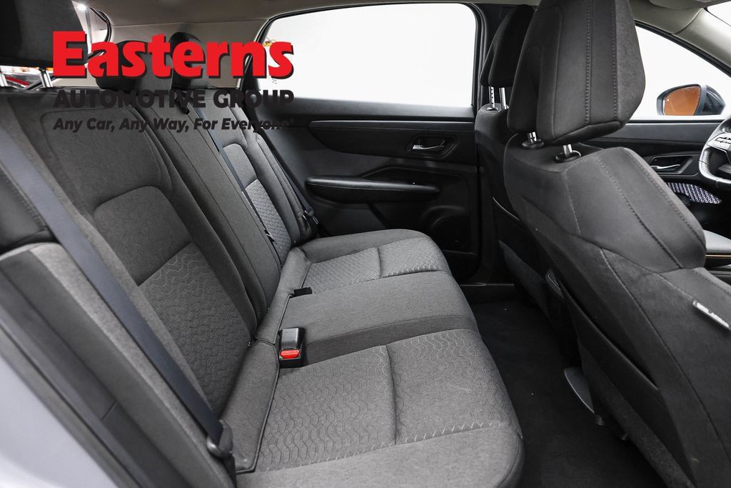Used 2023 Nissan Ariya FWD image 24