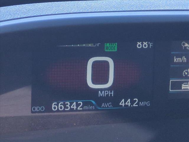 Used 2021 Toyota Prius XLE w/ Carpet Mat Package (TMS) FWD image 11