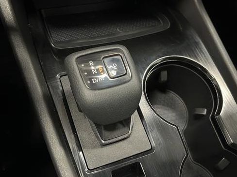 Used 2021 Nissan Rogue SV AWD/4WD image 19