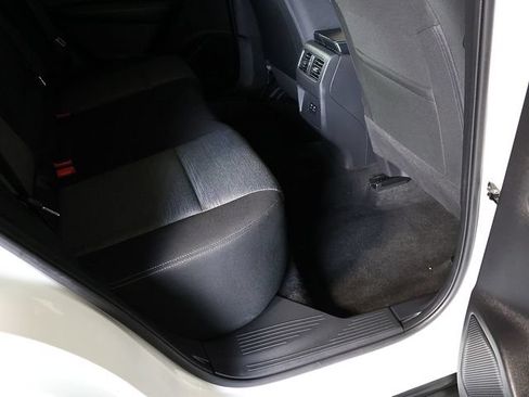 Used 2023 Nissan Rogue SV AWD/4WD image 29