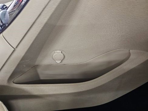 Used 2009 Toyota Venza image 23