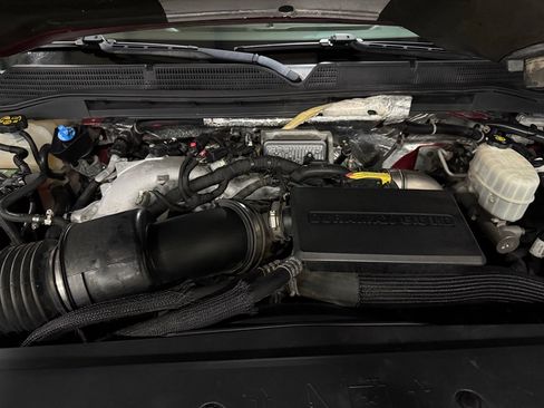 Used 2018 GMC Sierra 2500 Denali w/ Duramax Plus Package AWD/4WD image 27