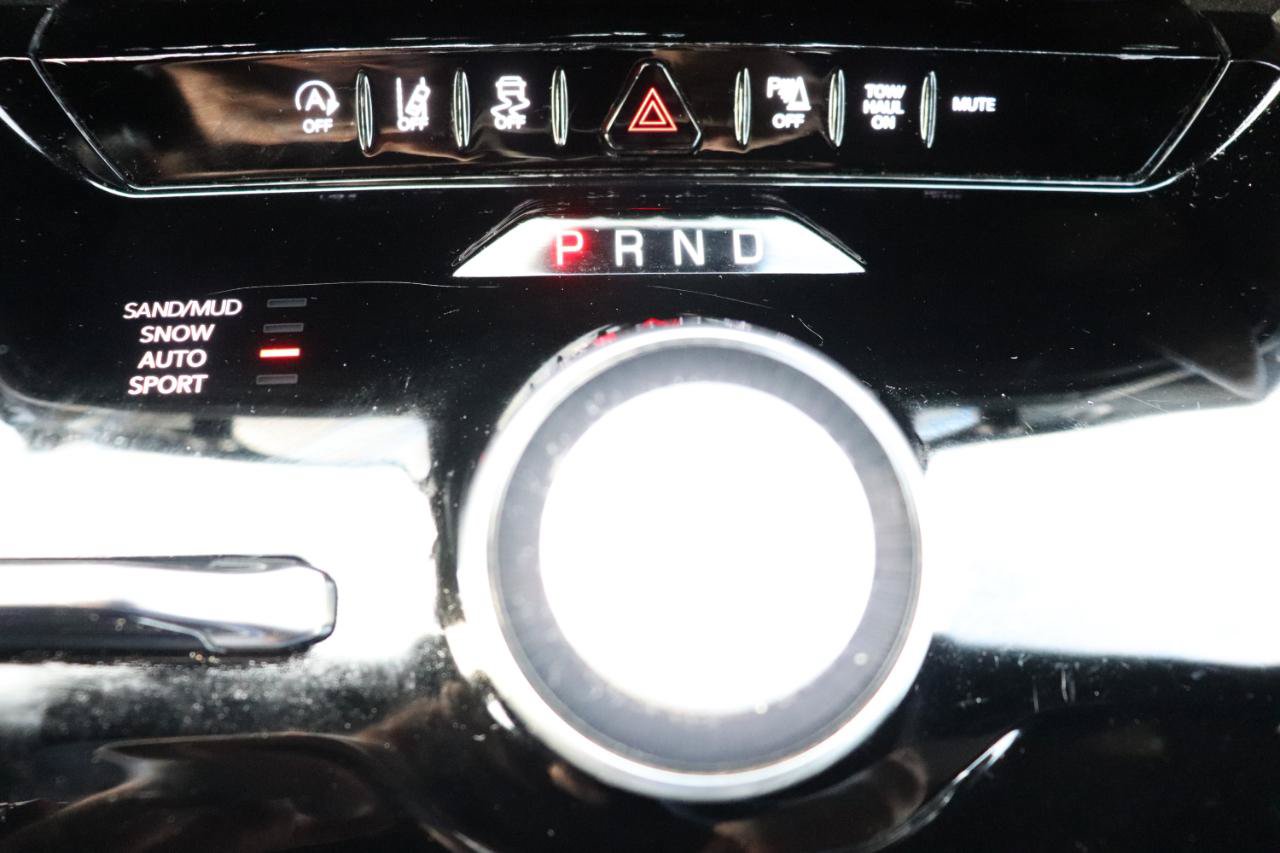 Used 2024 Jeep Wagoneer Series II AWD/4WD image 47