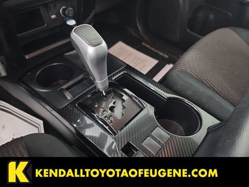 Used 2020 Toyota 4Runner TRD Off-Road AWD/4WD image 17