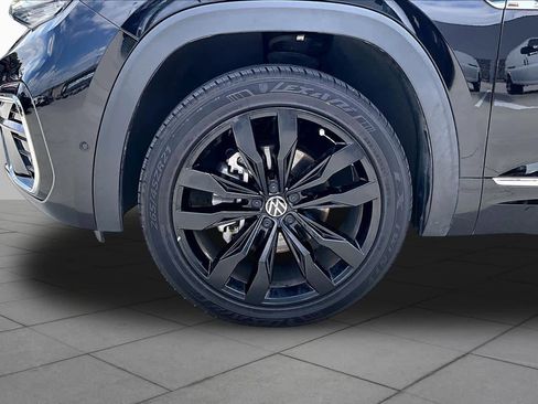 Used 2023 Volkswagen Atlas Cross Sport SEL Premium R-Line AWD/4WD image 18