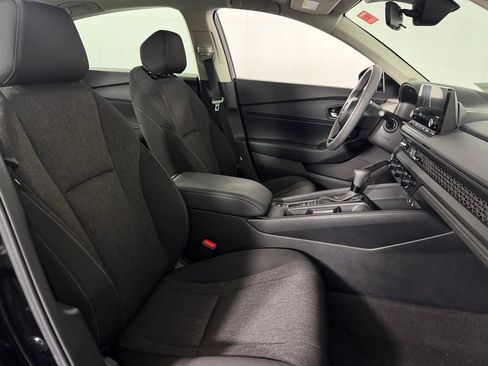 Used 2025 Honda Accord SE image 28