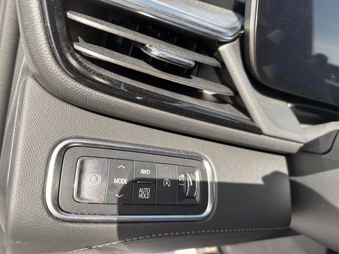 Certified 2025 Buick Enclave Avenir w/ Super Cruise Package image 17