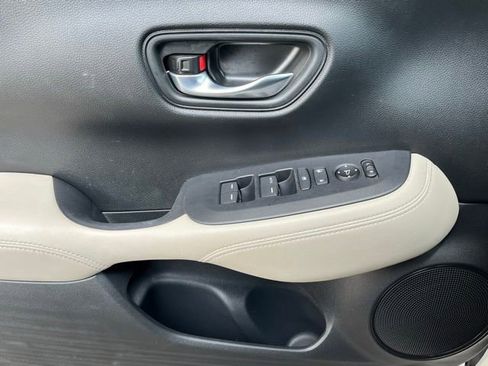 Used 2025 Honda HR-V LX image 20