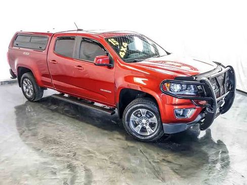 Used 2015 Chevrolet Colorado Z71 w/ LPO, Bed Protection Package AWD/4WD image 6