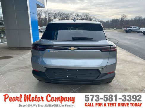 New 2026 Chevrolet Equinox EV LT image 5