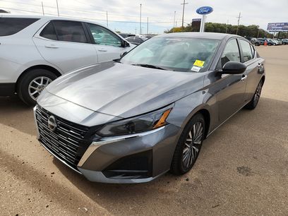 Used 2024 Nissan Altima 2.5 SV