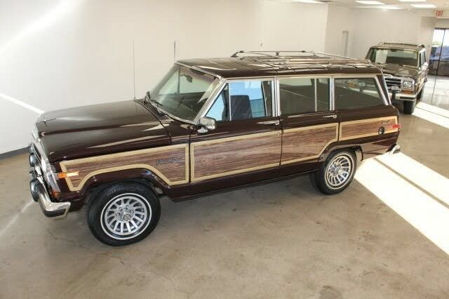 Used 1989 Jeep Grand Wagoneer AWD/4WD image 32