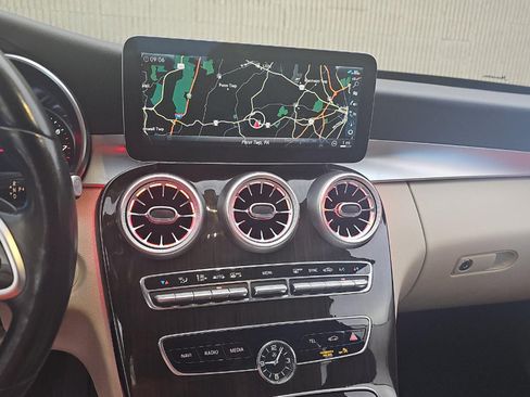 Used 2019 Mercedes-Benz C 300 4MATIC Sedan w/ Multimedia Package image 16