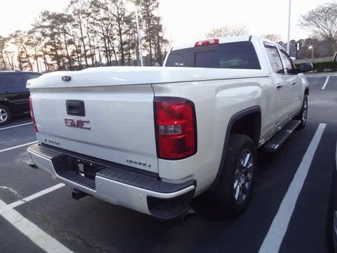 Used 2015 GMC Sierra 1500 Denali w/ Driver Alert Package image 4