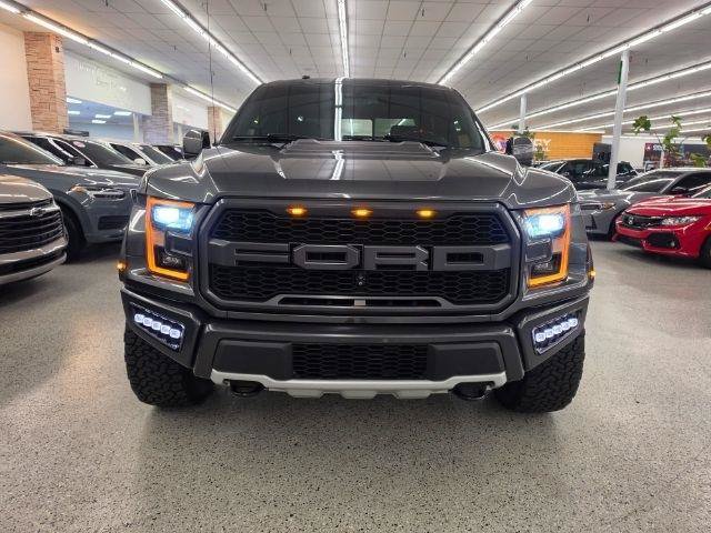 Used 2018 Ford F150 Raptor w/ Equipment Group 802A Luxury AWD/4WD image 3