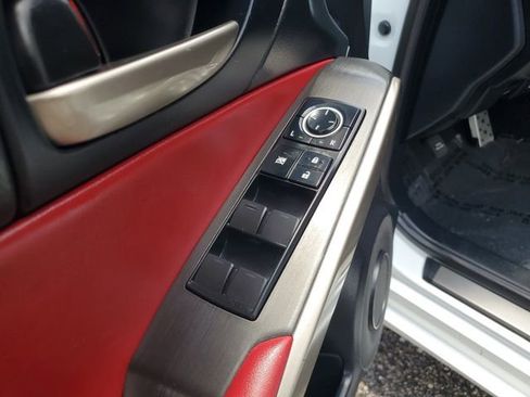 Used 2020 Lexus IS 350 F Sport w/ F Sport Package RWD image 18