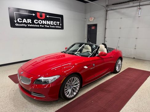 Used 2010 BMW Z4 sDrive35i RWD image 3