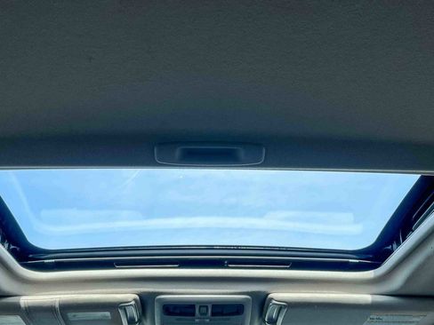 Used 2015 Subaru Forester 2.5i Limited image 15