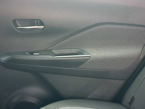 Certified 2020 Nissan Kicks SV image 14