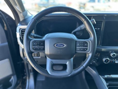 Used 2025 Ford F250 Lariat image 33