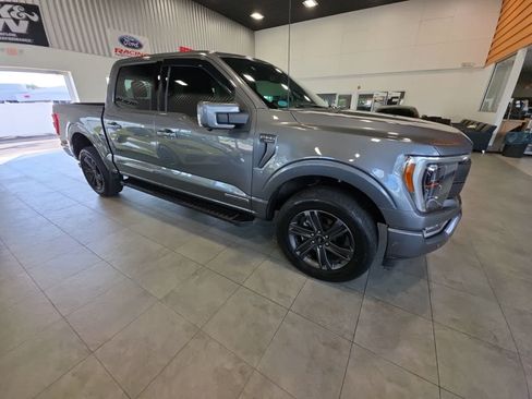 Used 2022 Ford F150 Lariat w/ Equipment Group 502A High AWD/4WD image 7