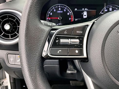 Used 2024 Kia Forte LXS w/ LXS Technology Package image 18